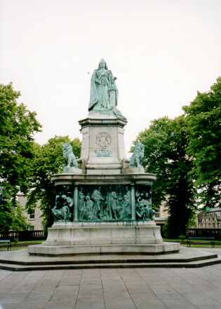 Victoria monument